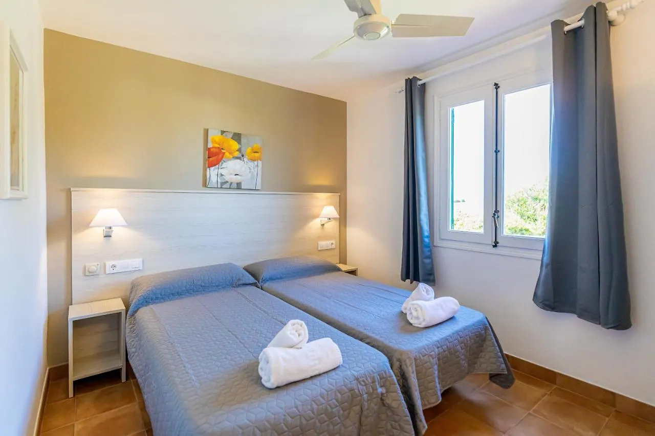 Apartamentos Arenal Playa Punta Grossa Spain