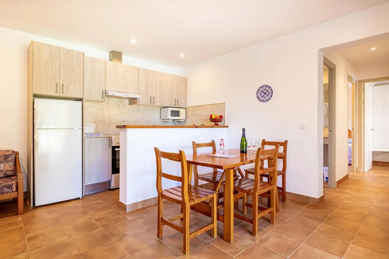 Apartamentos Arenal Playa Punta Grossa 0*,