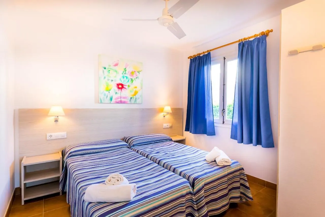 Apartamentos Arenal Playa Punta Grossa 0*,  Spain
